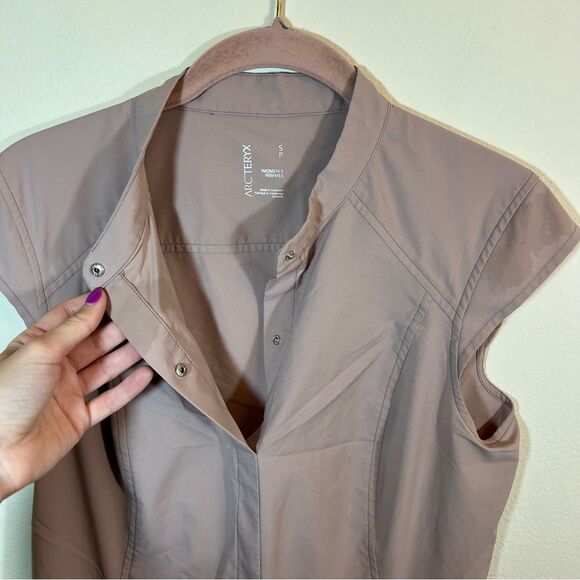 Arc’teryx Cala Taupe Athletic Dress Women’s Small Cream - Picture 15 of 16